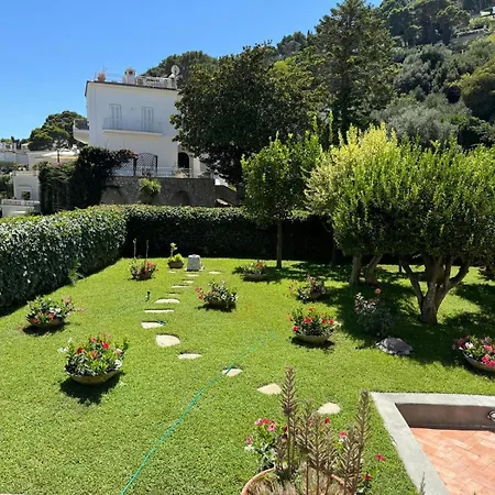 Casa Stefania شقة