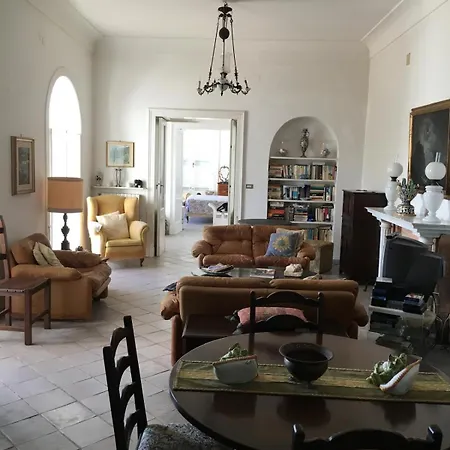 Casa Stefania * كابري