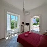 Casa Stefania 아파트 카프리